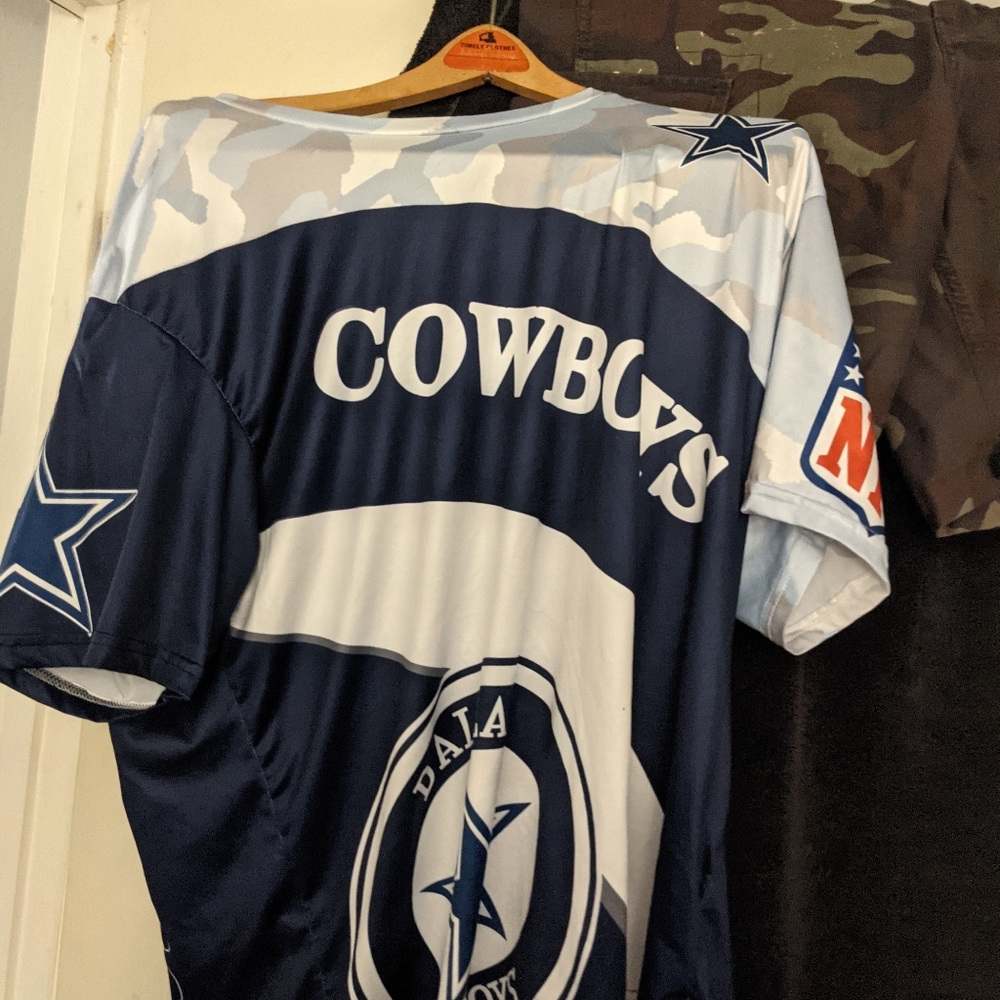 2xl cowboys shirt